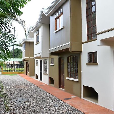 Apartamentos Herrera Puerto Jiménez 部屋 写真