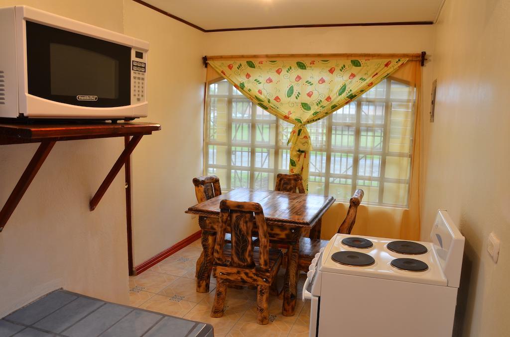 Apartamentos Herrera Puerto Jiménez 部屋 写真